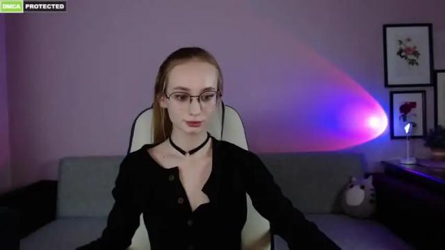 Image 6 of lissa__fox Stream on Chaturbate on 19 months ago