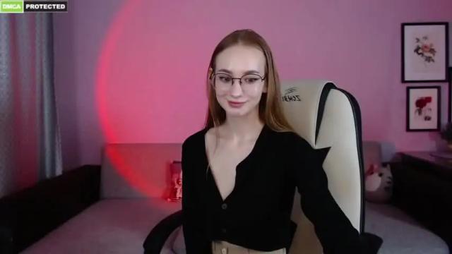 Image 8 of lissa__fox Stream on Chaturbate on 19 months ago