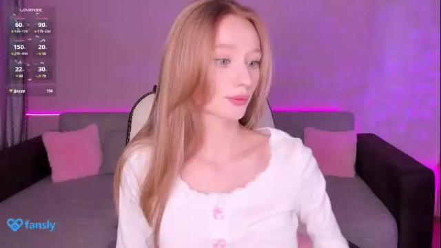 Image 3 of lissa__fox Stream on Chaturbate on 1 month ago