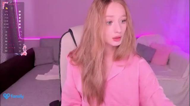 Image 2 of lissa__fox Stream on Chaturbate on 2 months ago