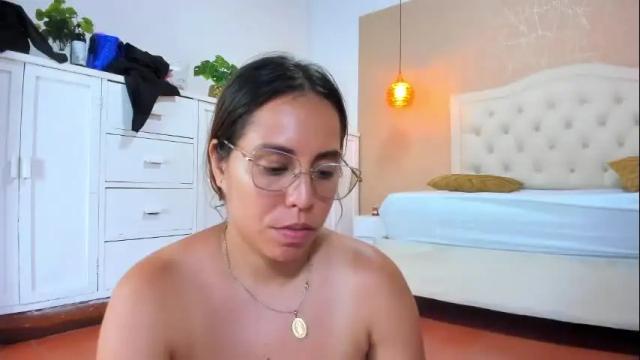 Image 10 of lissa_jhonsoon Stream on Chaturbate on 1 month ago