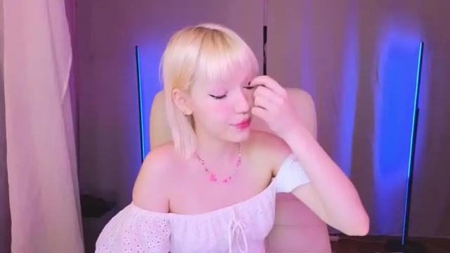 Image 6 of lissa_kissy Stream on Chaturbate on 22 months ago