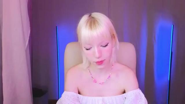 Image 8 of lissa_kissy Stream on Chaturbate on 22 months ago