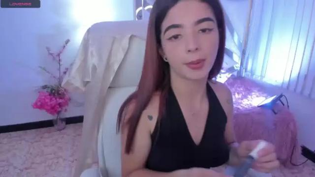 Image 6 of lissaa_rosse Stream on Chaturbate on 16 months ago