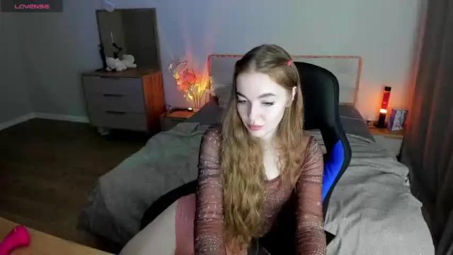 Image 12 of lissacain Stream on Chaturbate on 17 months ago