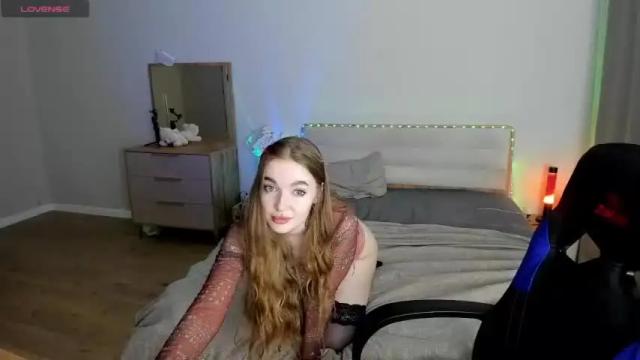 Image 6 of lissacain Stream on Chaturbate on 17 months ago