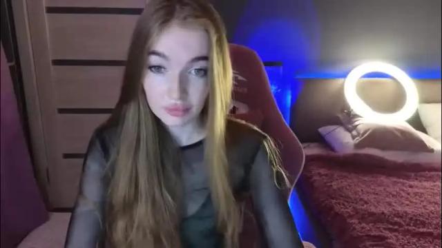 Image 12 of lissacain Stream on Chaturbate on 5 months ago