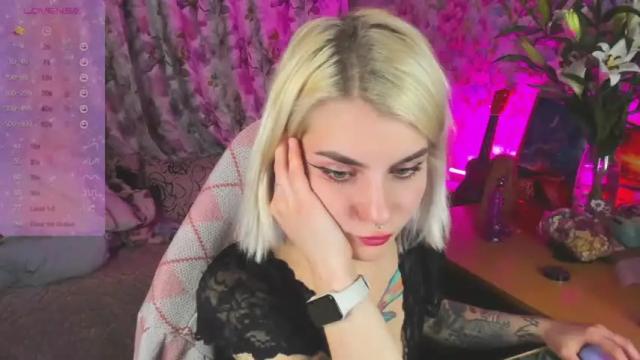 Image 11 of lissakss Stream on Chaturbate on 12 months ago