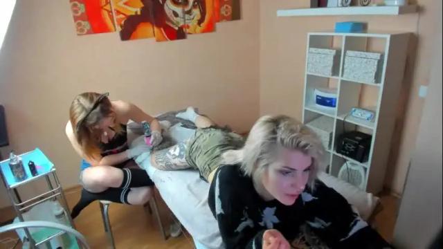 Image 2 of lissakss Stream on Chaturbate on 16 days ago