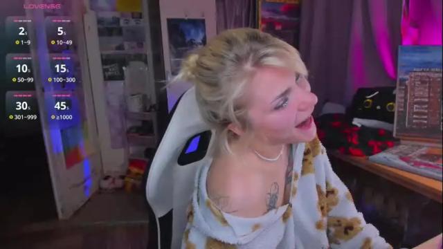 Thumbnail 2, lissakss's Stream at Chaturbate, 4 months ago