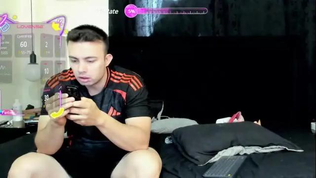 Image 10 of lissandthor Stream on Chaturbate on 8 days ago