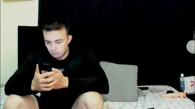 Image 11 of lissandthor Stream on Chaturbate on 2 months ago