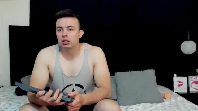 Image 2 of lissandthor Stream on Chaturbate on 2 months ago