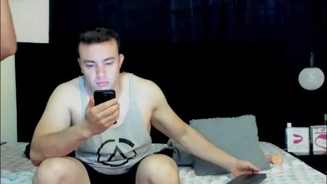 Image 3 of lissandthor Stream on Chaturbate on 2 months ago