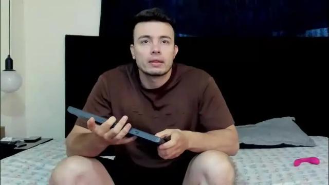 Image 12 of lissandthor Stream on Chaturbate on 1 month ago