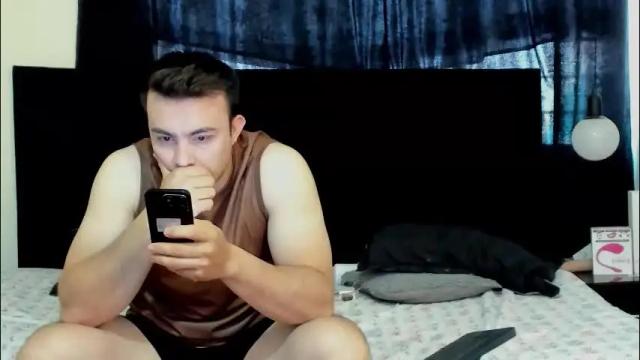 Image 11 of lissandthor Stream on Chaturbate on 1 month ago