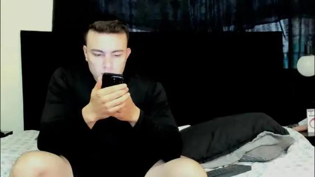 Image 10 of lissandthor Stream on Chaturbate on 1 month ago