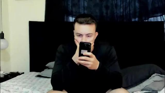 Image 12 of lissandthor Stream on Chaturbate on 1 month ago