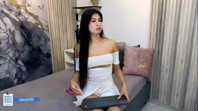 Image 10 of lissawild_ Stream on Chaturbate on 27 days ago