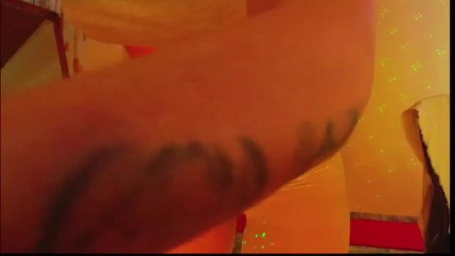 Image 11 of lisstaylor Stream on Chaturbate on 14 days ago