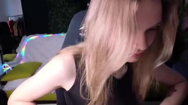 Image 4 of litabrom Stream on Chaturbate on 15 days ago