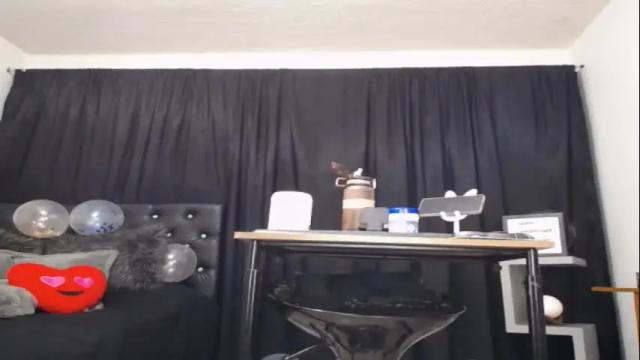 Image 3 of litas_secrets Stream on Chaturbate on 1 month ago