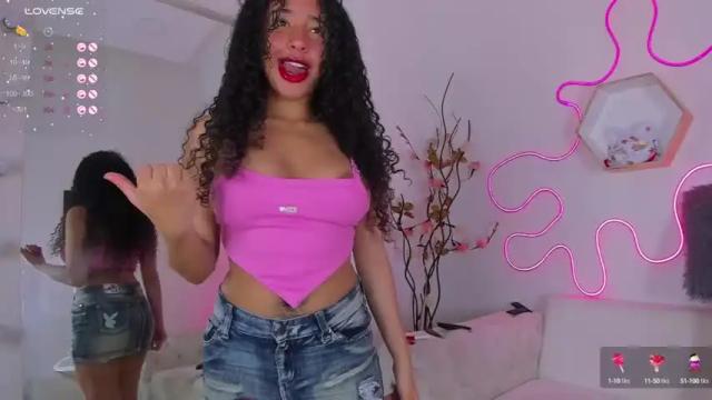 Image 7 of litcute_curly Stream on Chaturbate on 11 months ago