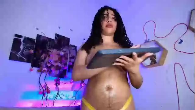 Image 4 of litcute_curly Stream on Chaturbate on 2 days ago
