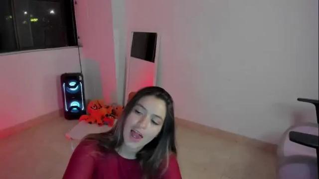 Image 11 of litlle_danni Stream on Chaturbate on 2 months ago