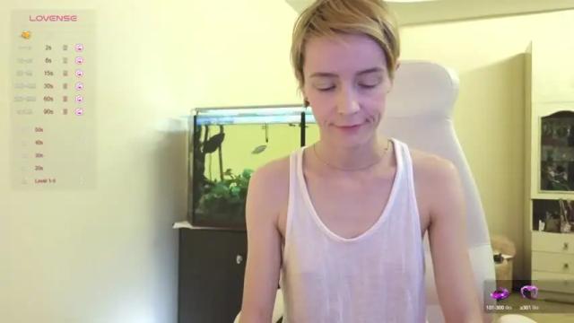 Image 11 of litllle_alis_a Stream on Chaturbate on 12 months ago