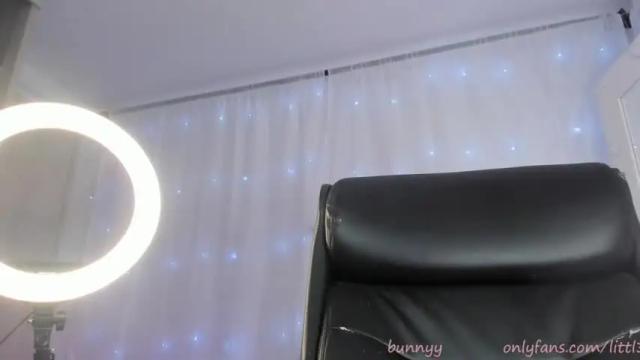 Image 7 of littl3_bunnyy Stream on Chaturbate on 19 months ago