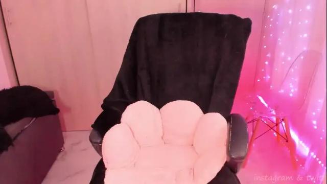 Image 2 of littl3_bunnyy Stream on Chaturbate on 1 month ago
