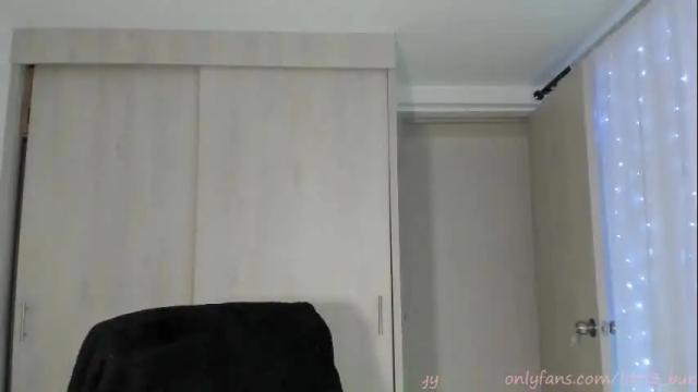 Image 6 of littl3_bunnyy Stream on Chaturbate on 15 days ago