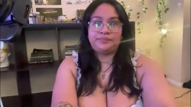 Image 12 of littldeath Stream on Chaturbate on 1 day ago