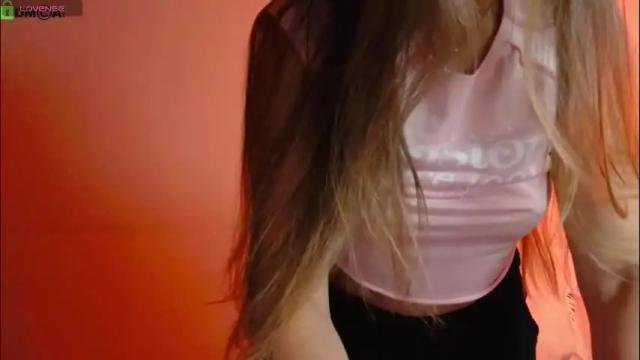 Image 8 of little___angell Stream on Chaturbate on 1 month ago