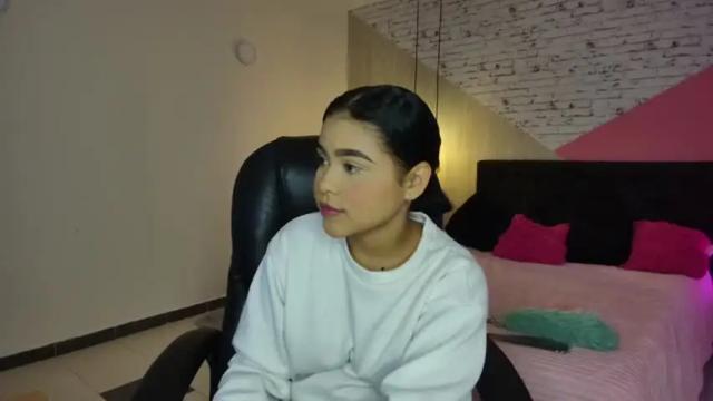 Image 11 of little__liar Stream on Chaturbate on 26 months ago