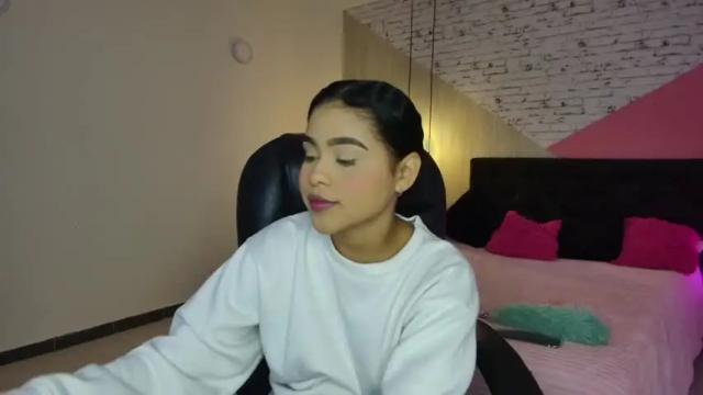 Image 8 of little__liar Stream on Chaturbate on 26 months ago