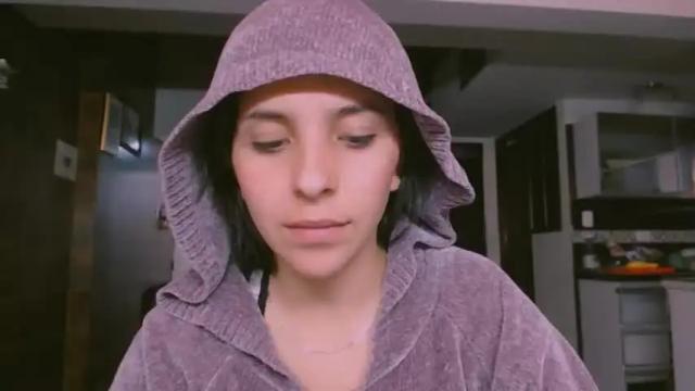 Image 10 of little__samantha_ Stream on Chaturbate on 19 months ago