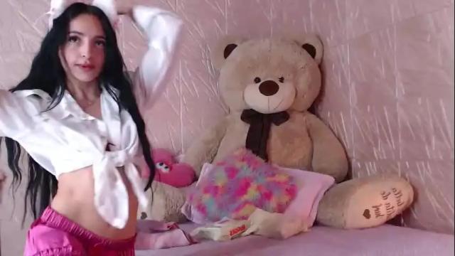 Image 3 of little_angelito2 Stream on Chaturbate on 6 months ago