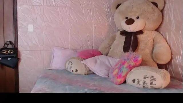 Image 2 of little_angelito2 Stream on Chaturbate on 3 months ago