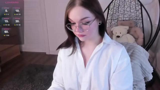 Thumbnail 1, little_bambii_'s Stream at Chaturbate, 13 months ago