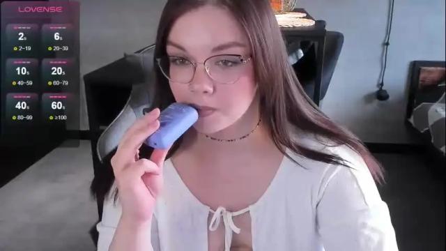 Thumbnail 3, little_bambii_'s Stream at Chaturbate, 1 day ago
