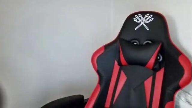 Image 8 of little_bumblebee_ Stream on Chaturbate on 12 months ago