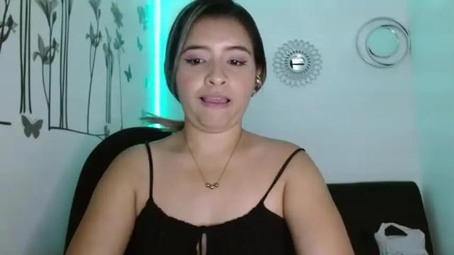 Image 6 of little_dannielle Stream on Chaturbate on 19 months ago