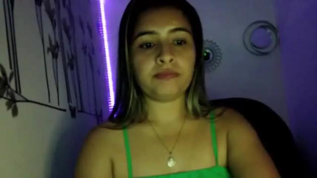 Image 2 of little_dannielle Stream on Chaturbate on 19 months ago