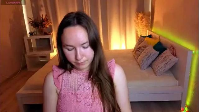 Image 4 of little_doll_meow Stream on Chaturbate on 1 month ago