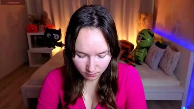 Image 4 of little_doll_meow Stream on Chaturbate on 12 days ago