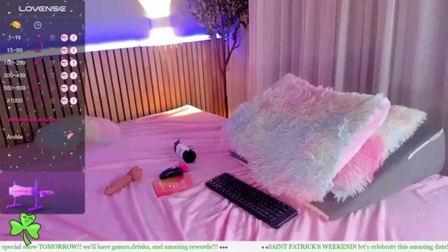 Image 12 of little_effy18 Stream on Chaturbate on 15 months ago