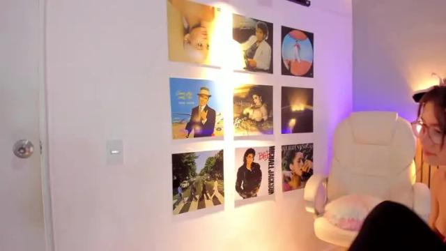 Thumbnail 1, little_effy18's Stream at Chaturbate, 15 months ago