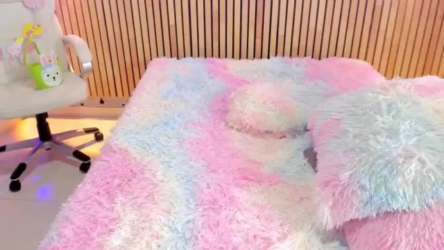 Image 10 of little_effy18 Stream on Chaturbate on 15 months ago